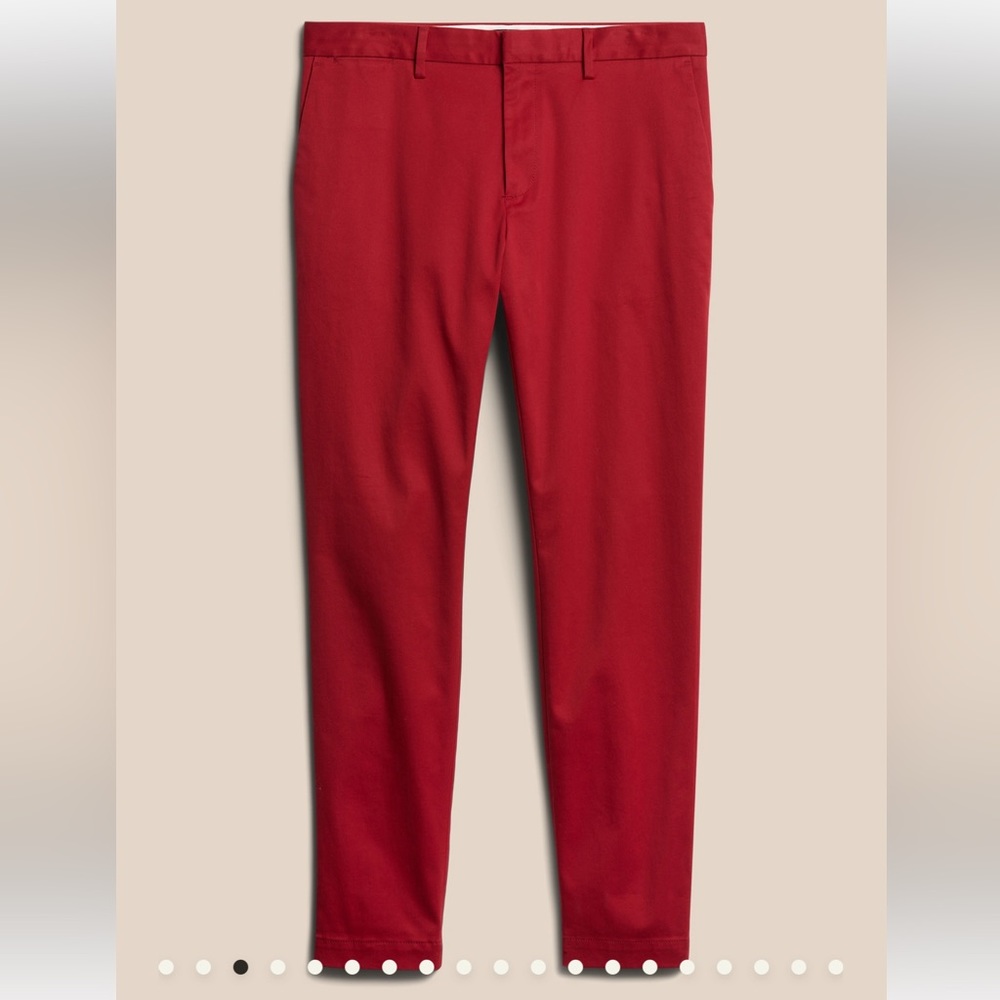 Men’s TAPERED RAPID MOVEMENT CHINO 32Wx34L Red Star